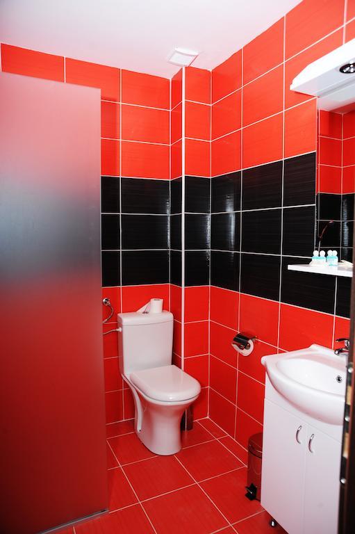 Garni Hotel Crystal Ice Nis Bilik gambar