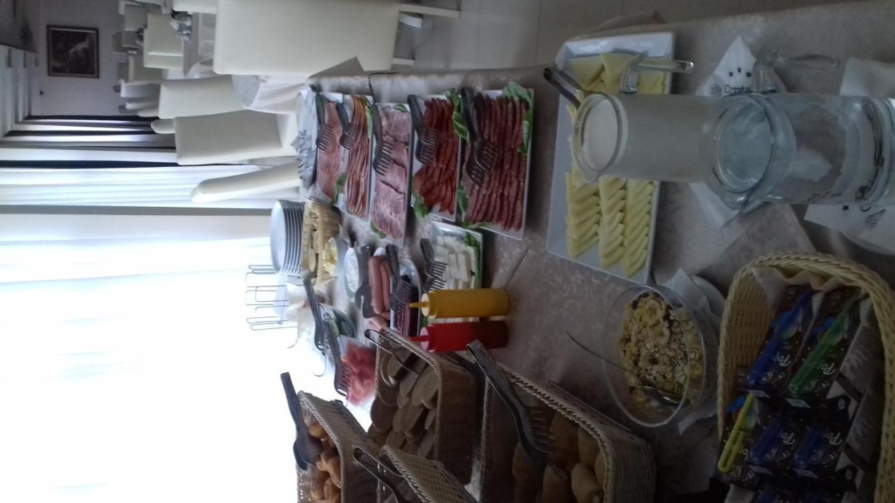 Garni Hotel Crystal Ice Nis Luaran gambar